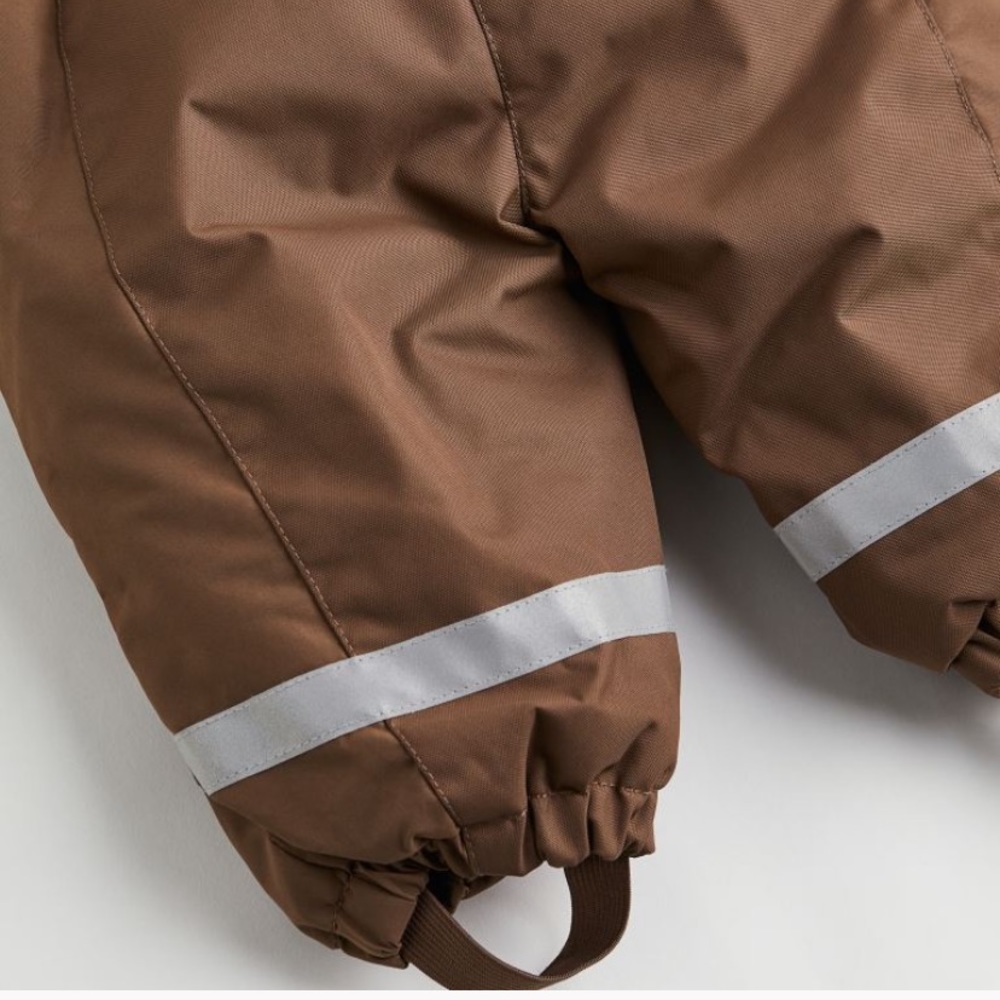 Snowsuit - Picture 4 of 11